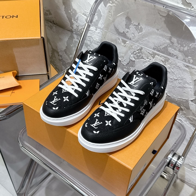 l0vis Vvtt0n trainer sneaker